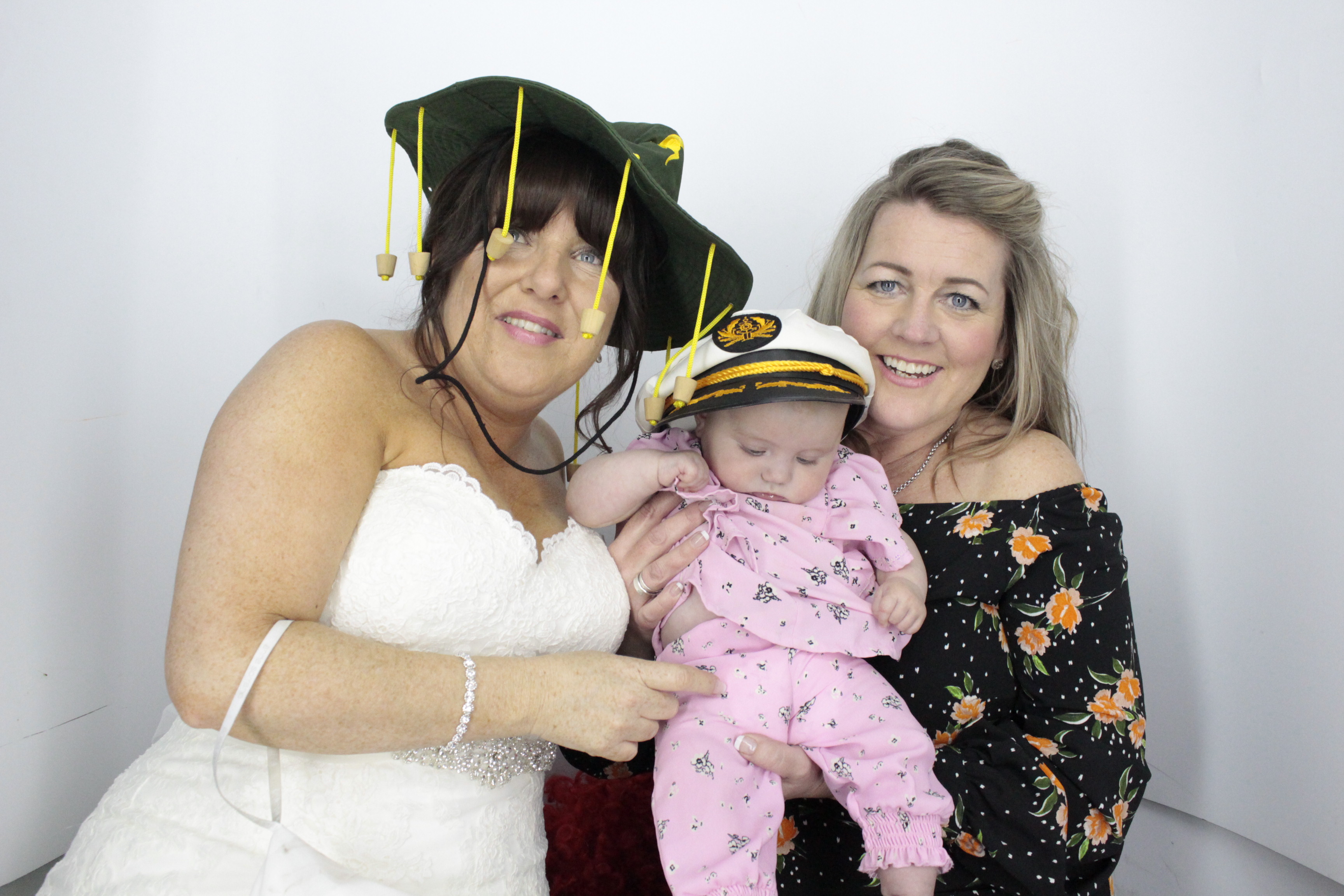 Ian & Angie’s wedding  | View more photos from the event at gallery.myphotoboothexperience.co.uk/u/MyPhotoBoothExperienceLtd/Ian-Angie’s-wedding